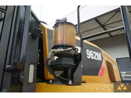 Kolové nakladače 2017 Caterpillar 962M (34)