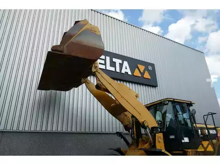Kolové nakladače 2017 Caterpillar 962M (35)