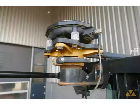 Egyhengeres henger 2018 Caterpillar CS76B (13)