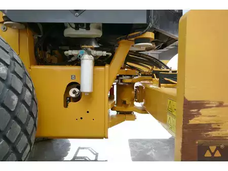 Egyhengeres henger 2018 Caterpillar CS76B (40)