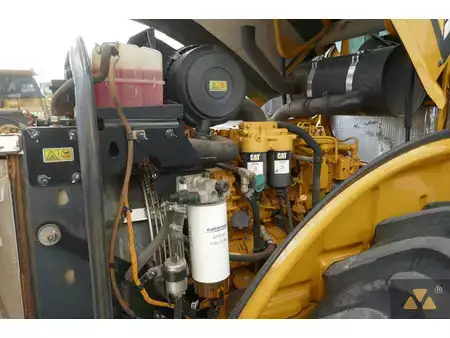 Single drum compactors 2018 Caterpillar CP54B (18)