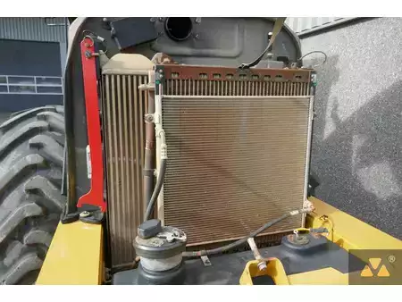 Single drum compactors 2018 Caterpillar CP54B (20)