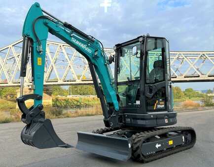 Mini kotrógép 2024 Sunward SWE25UF (3)