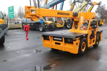 All Terrain Cranes 2015 Broderson IC80-3J (1)