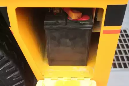 All Terrain Cranes 2015 Broderson IC80-3J (10)