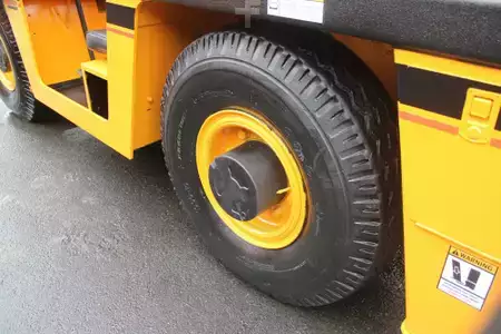All Terrain Cranes 2015 Broderson IC80-3J (18)