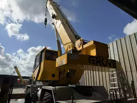 All Terrain Cranes 2002 Grove RT530E-2 (2)