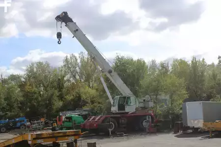 All Terrain Cranes 2005 Link-Belt RTC8065 (1)
