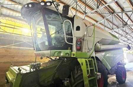 Andet 2011 CLAAS Tucano 450 (839) +V 750 (2)