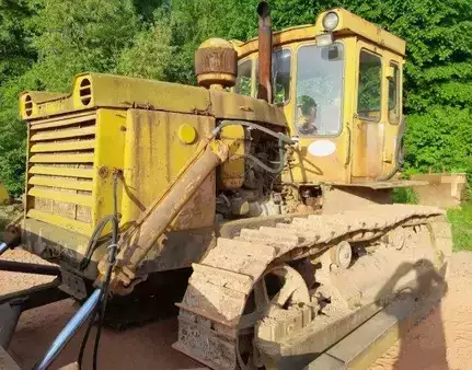 Muut 0 Traktor T 130 (10)
