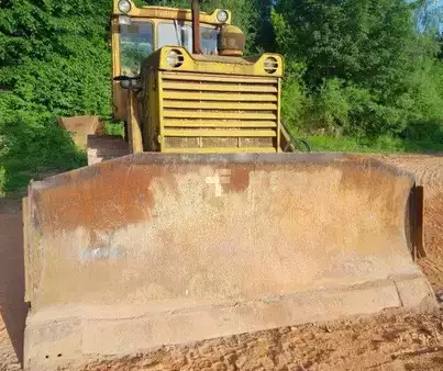 Muut 0 Traktor T 130 (8)