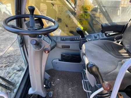 Escavatori gommati 2008 New Holland Construction MH 5.6 (5)