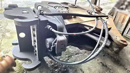 Outro 2003 Caterpillar MP 20 (PP) / Verachtert (13)