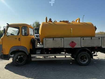 Miscelaneo 1999 Avia A75 (4)