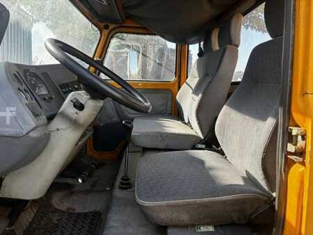 Miscelaneo 1999 Avia A75 (7)