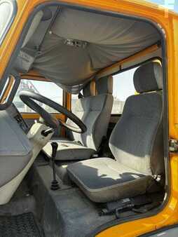 Miscelaneo 1999 Avia A75 (9)