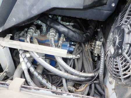 Bæltegraver 2012 Menzi Muck A91 F mobil 4x4+ (16)