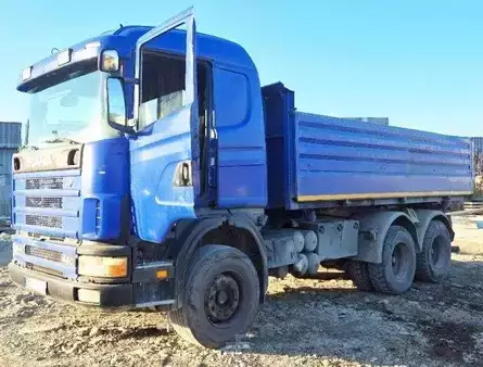 Pozostałe 2003 Scania P124.420 +Schwarzmueller (1)