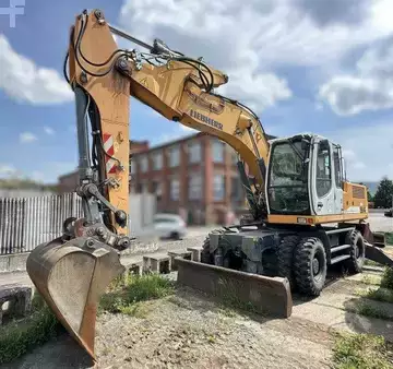 Pyöräkaivinkoneet  2013 Liebherr A 914 C Litronic (1)