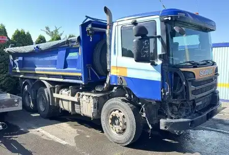 Muut 2017 Scania P410 bourané (1)
