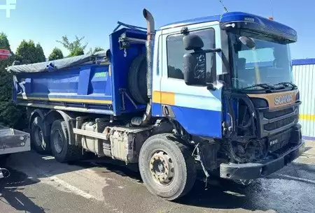 Muut 2017 Scania P410 bourané (2)