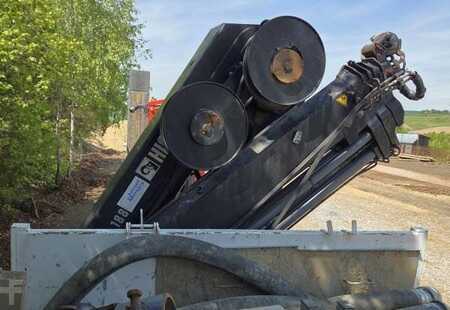 Outro 2008 Renault Kerax 370 dxi +HIAB 188 e4 hi-duo (13)