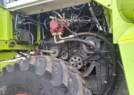 Miscelaneo 2006 CLAAS Mega 360 (9)