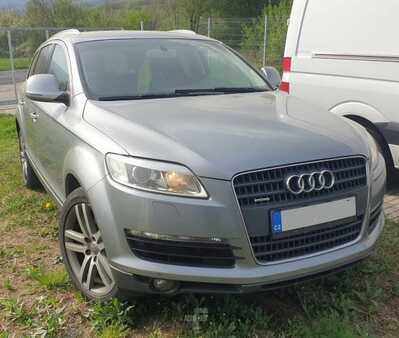 [div] _JINÉ Audi - Q7 4L AC5 quattro