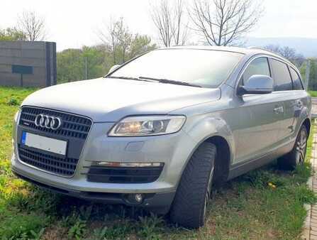 [div] _JINÉ Audi - Q7 4L AC5 quattro