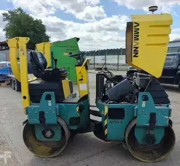 Ostatní 2012 Ammann AV 26-2 (2)