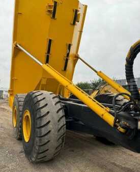 Komatsu HM400-3MO