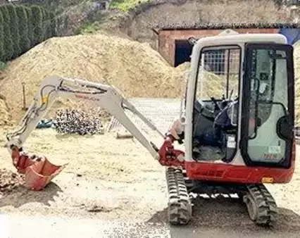 Minibagry 2021 Takeuchi TB 216 (3)