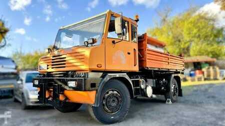 Ostatní 2000 Praga NTS 265 + sypač (1)