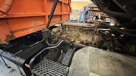 Ostatní 2000 Praga NTS 265 + sypač (17)