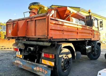 Ostatní 2000 Praga NTS 265 + sypač (3)