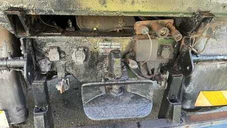 Ostatní 2000 Praga NTS 265 + sypač (5)