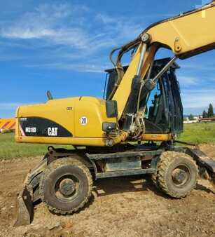 Mobil gravemaskin 2010 Caterpillar M318 D (1)