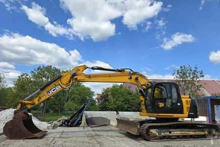 Beltegraver 2014 JCB JZ 235 LC (1)