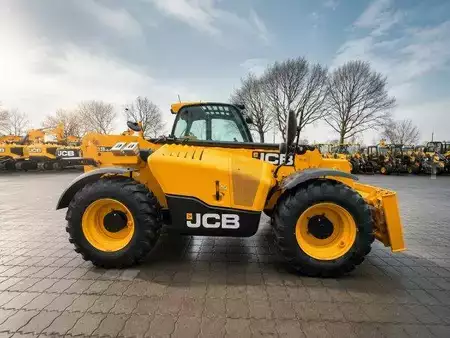 Muut 2022 JCB 535-95 (2)