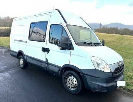 Egyéb 2014 Iveco Daily 35S13 (1)