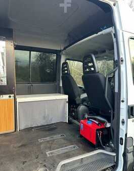 Egyéb 2014 Iveco Daily 35S13 (2)