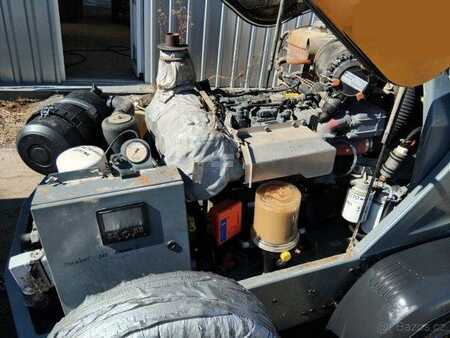 Lastbilmonterede betonpumper 2022 Putzmeister M740 DHBS (9)