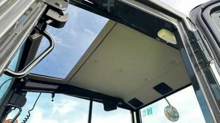 Mini excavadoras 2022 Hitachi ZX65 USB-6 CLR (13)