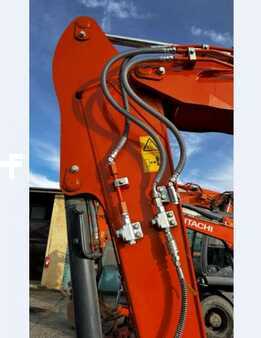 Mini excavadoras 2022 Hitachi ZX65 USB-6 CLR (7)