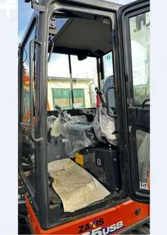 Mini excavadoras 2022 Hitachi ZX65 USB-6 CLR (8)