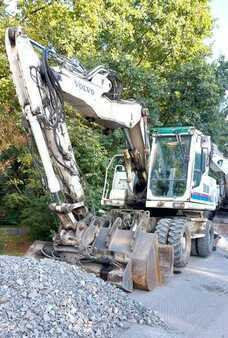 Mobilní bagry 2010 Volvo EW 160 C (3)