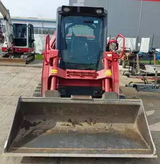 Cargadoras sobre orugas 2025 Takeuchi TL12 V2 Hi-Flow (5)