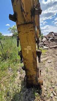 Korečková rýpadla 2000 Caterpillar 330 BL (19)