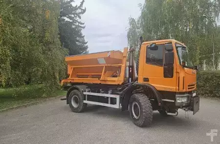 Pozostałe 2008 [div] _JINÉ (CZ) SIMED - PMS 210 + SVS 1.7E (10)