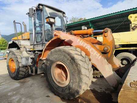 Pale Gommate 2006 Hitachi ZW 220 (11)